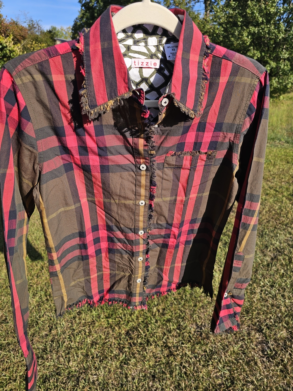 Tizzie Women's Pink & Brown Plaid Button-Up Shirt Size [XS]